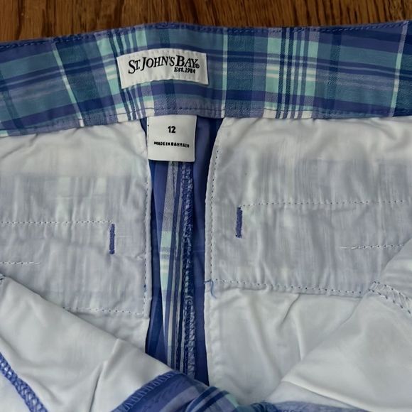 St. John’s Bay Shorts‼️ - Picture 3 of 5